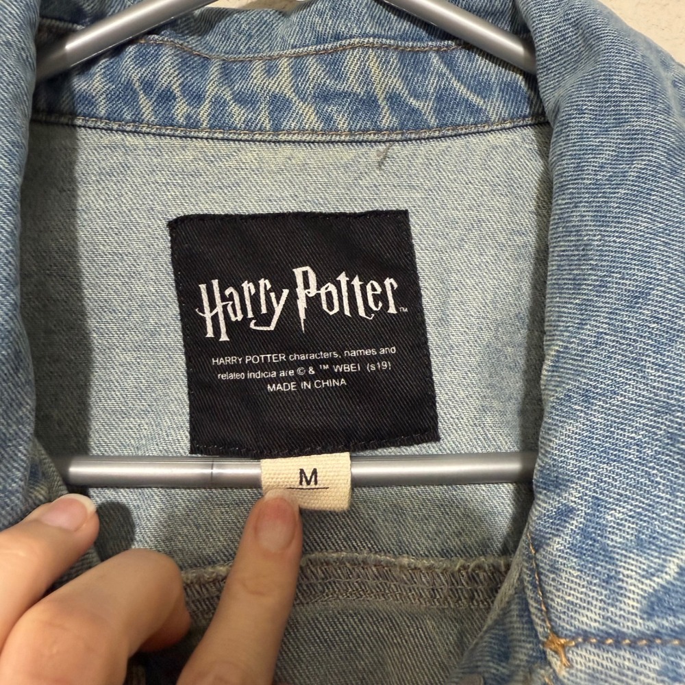Harry Potter Crop Denim Jacket Master of Death‎ Deathly Hallows Ravenclaw Size M - Picture 4 of 6